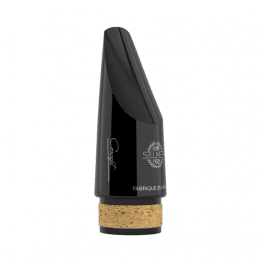 SELMER-bass-focus-Focus, a closed mouthpiece opening for easy playing, gives the mouthpiece the right tone, centering and flexibility.